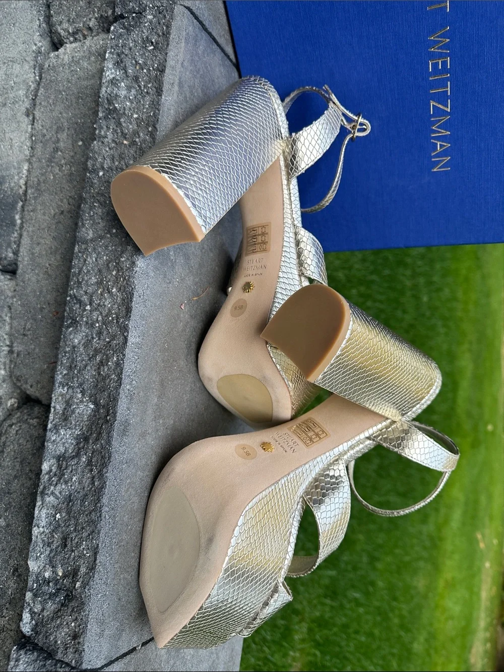Stuart Weitzman absolutely gorgeous